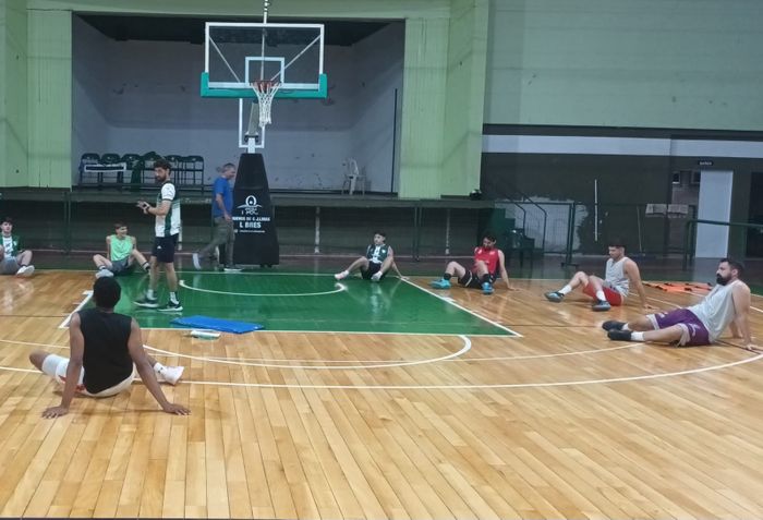 Club Atlético Brown en San Vicente  BÁSQUET PRIMERA: LA VERDE PUSO PRIMERA - 2