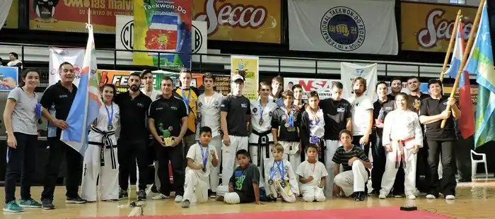 TAEK-WONDO: Destacada labor de representantes de Gualeguaychú