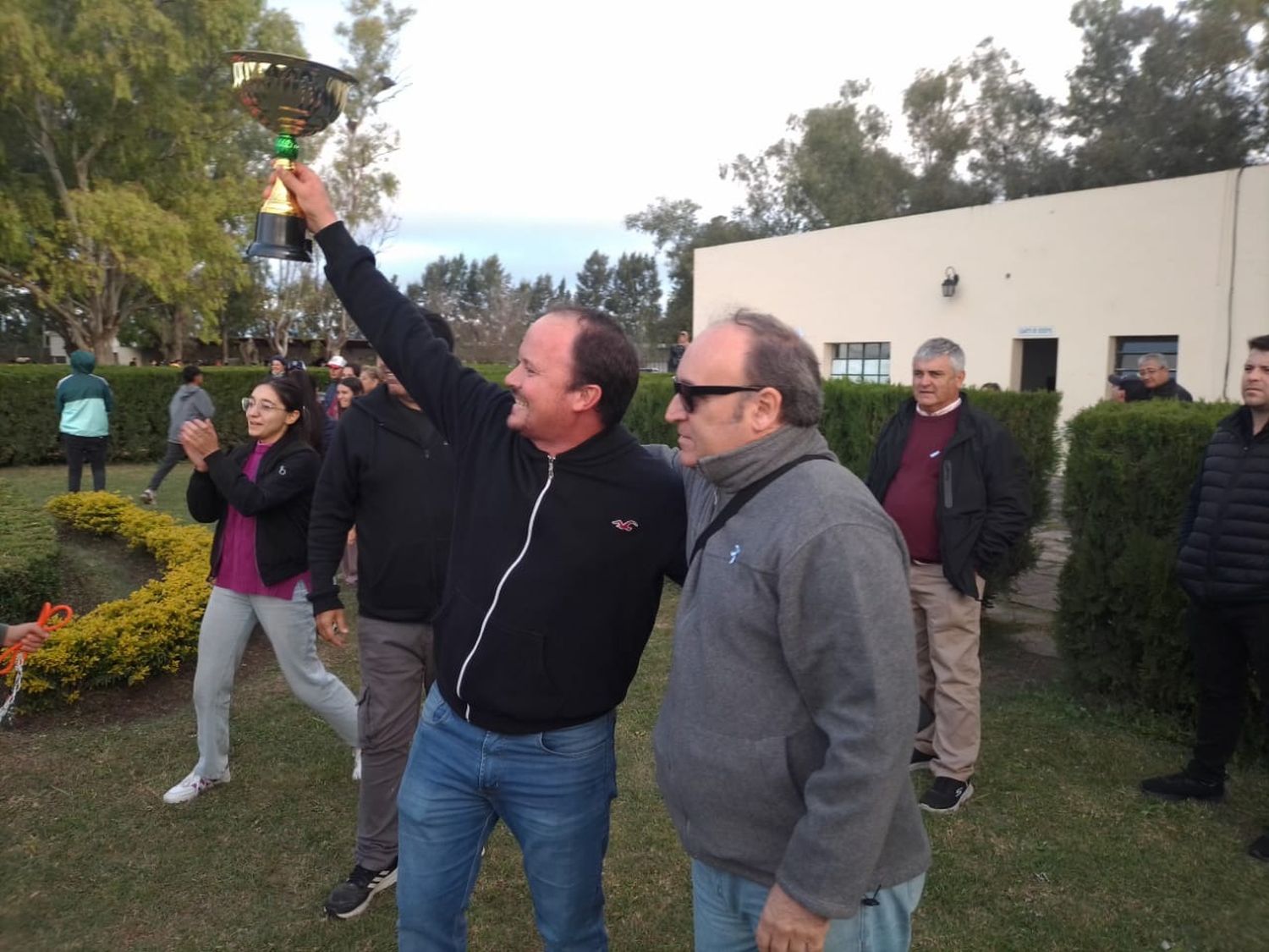Turf: “El Negro Luis” brilló en el Gran Premio 25 de Mayo