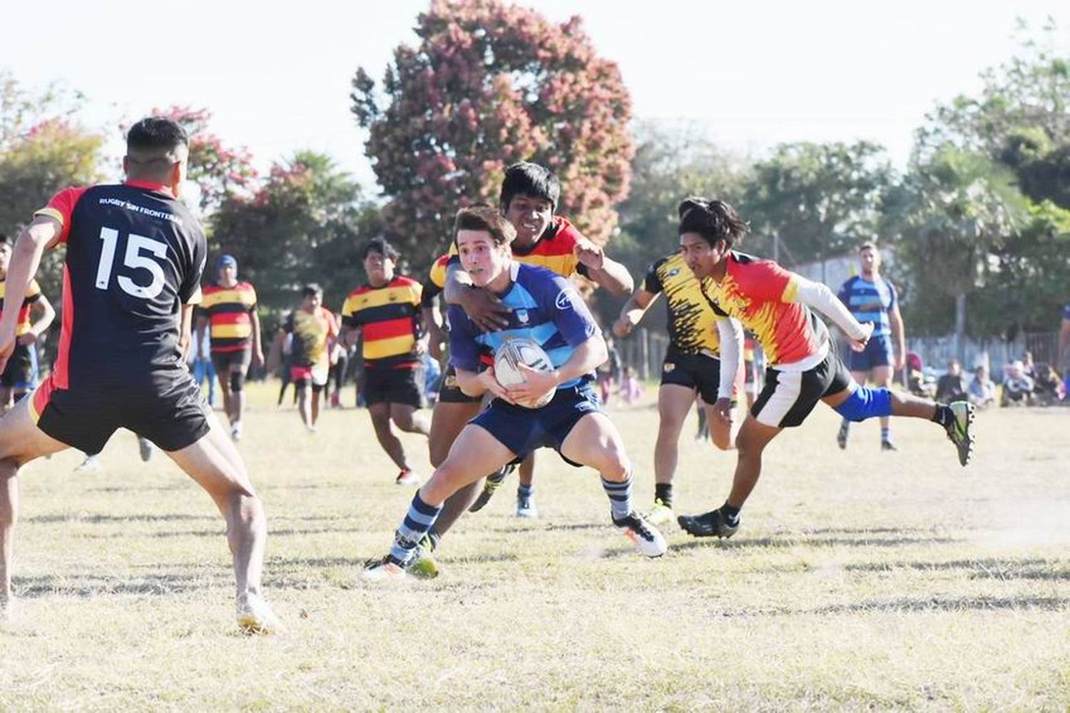 Aborigen y Caza y Pesca
festejaron por la quinta fecha