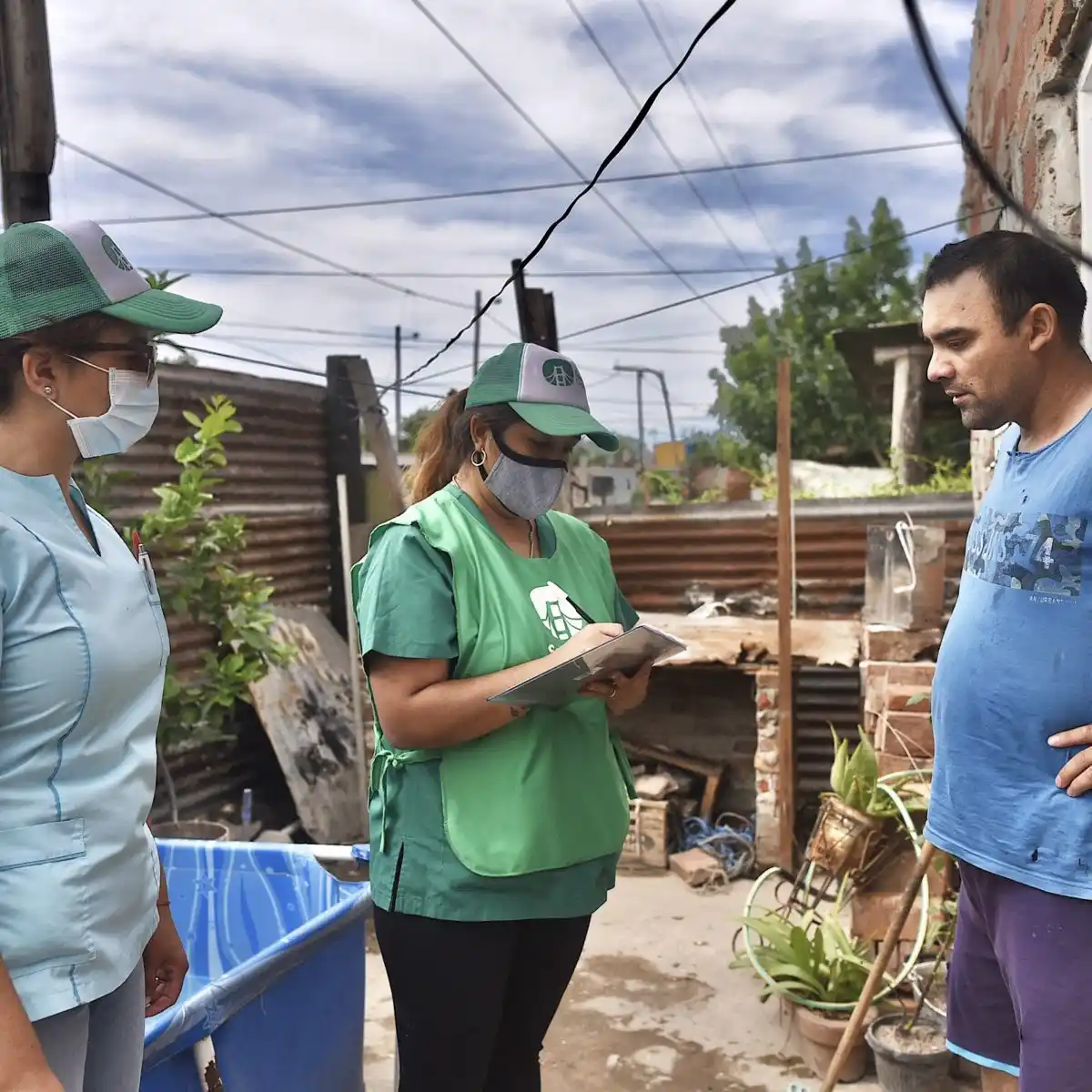 Casa por casa: Comenzó el descacharrado en barrio San Pantaleón