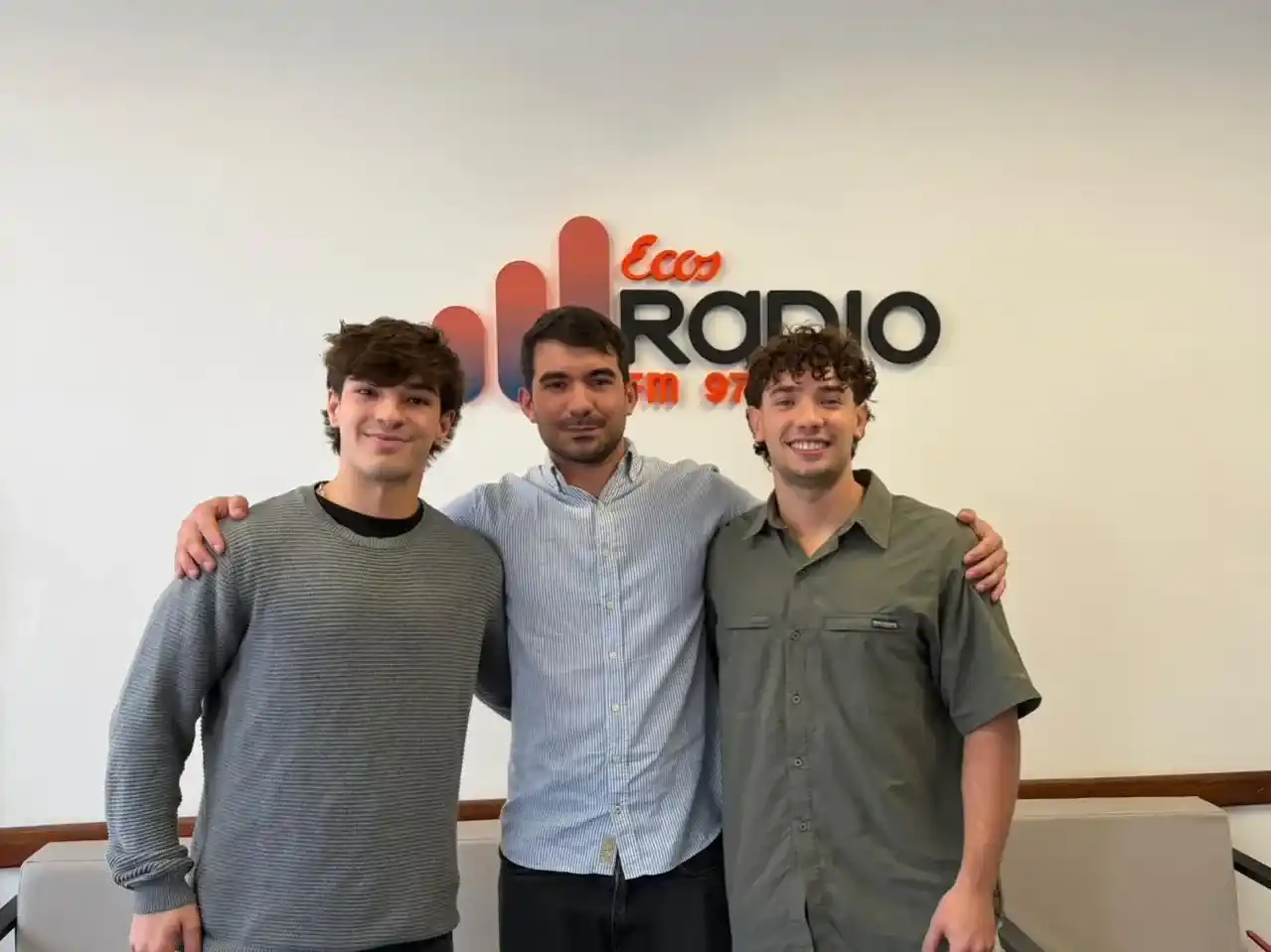 Equilibrio. Los jovenes Joaquín Mármol, Manuel Sobrevilla y Jeremías Pedersen crearon un producto fertilizante que media entre los intereses ecológicos y los económicos de los productores