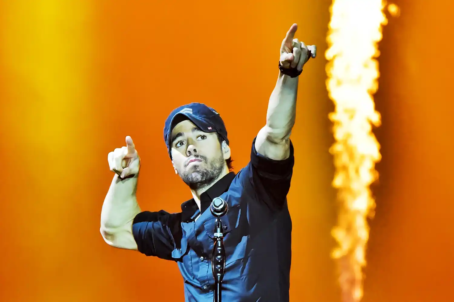 “Move to Miami” el nuevo video de Enrique Iglesias y Pitbull
