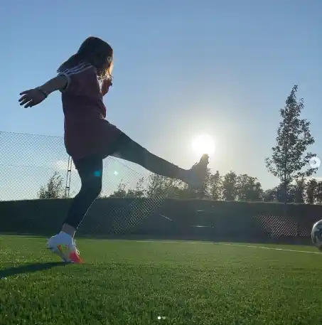 Con una enorme cancha de fútbol, la casa de los Beckham se adapta a las necesidades de los millonarios