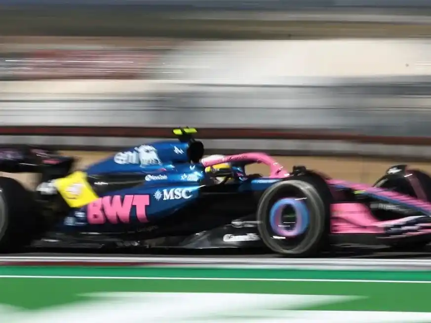 Colapinto logró el 16° mejor tiempo en Austin y superó a su compañero Pierre Gasly. Foto: Reuters