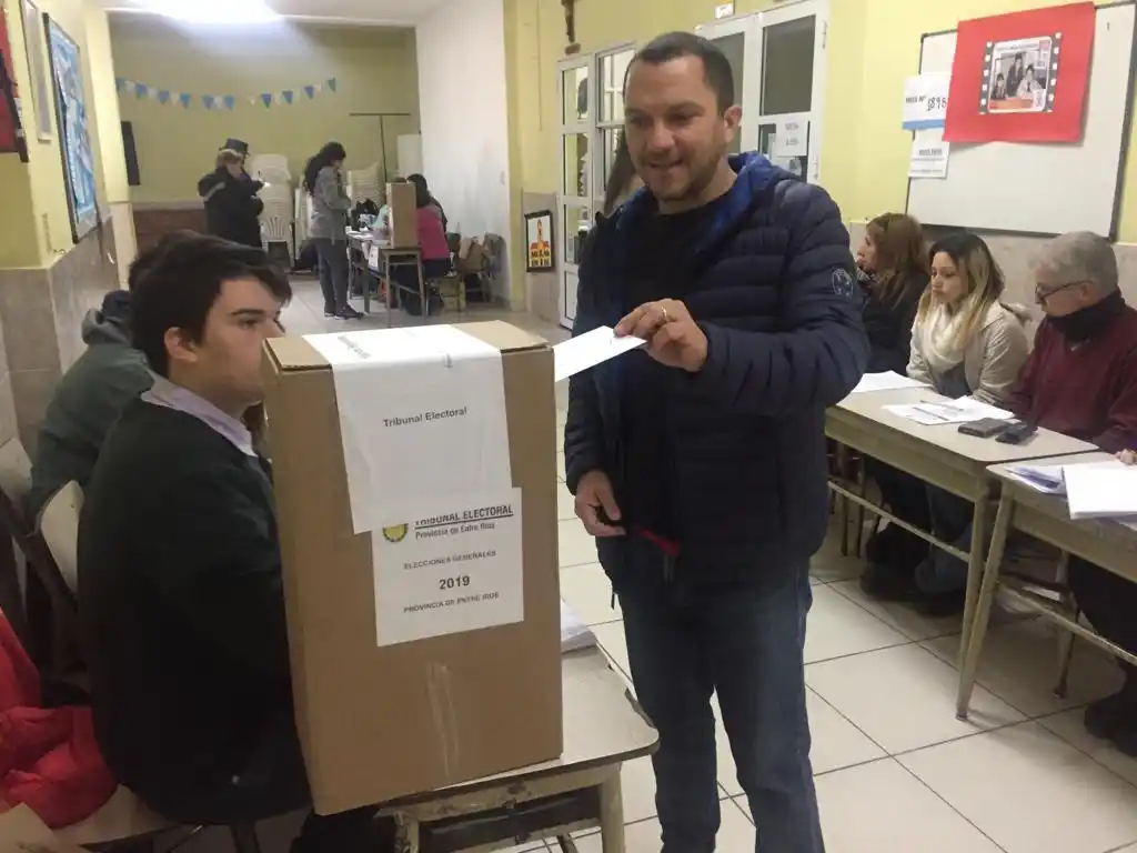 Votó Germán Grané y aseguró que en el PJ hay "muy buenas expectativas"