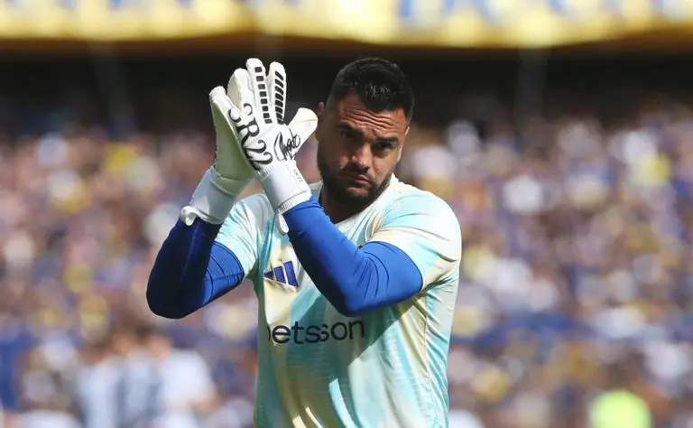 Decidido: la firme postura de Fernando Gago con Chiquito Romero en Boca