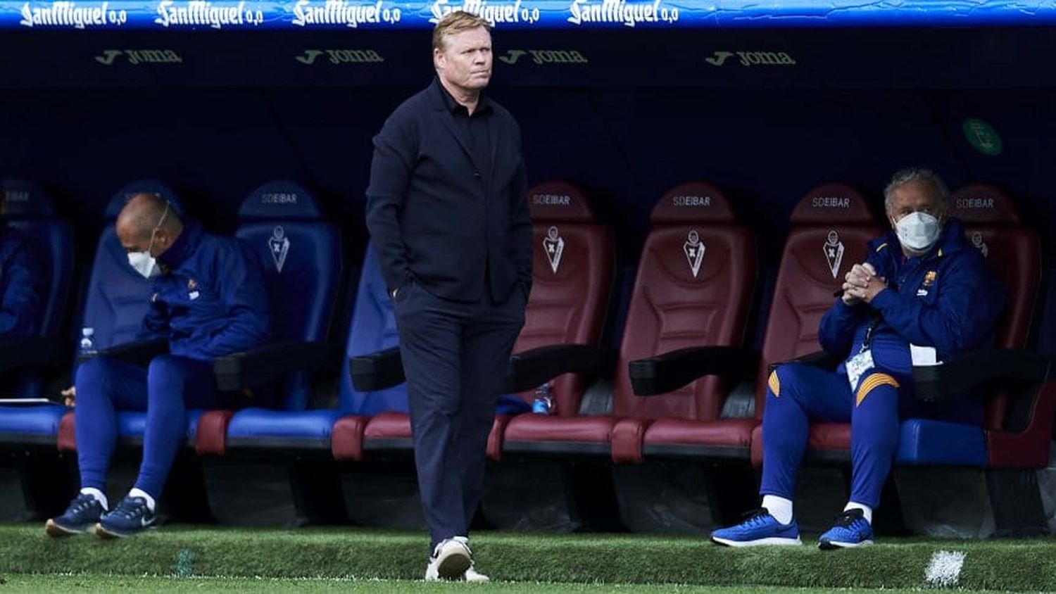 La millonaria suma que Barcelona debería pagarle a Koeman si decide despedirlo