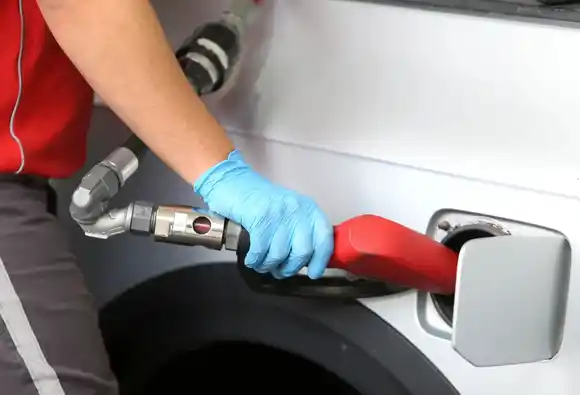 La venta de combustibles cayó en enero y suma 14 meses de retroceso