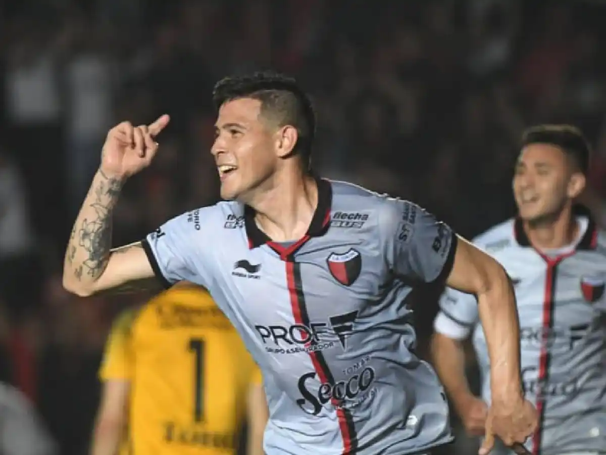 Heredia hizo sonreír a Colón