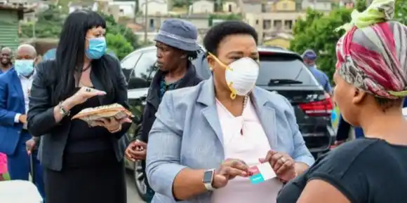 Detectan una nueva variante del coronavirus en Sudáfrica