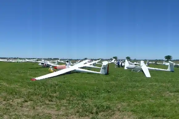 Comienza el Campeonato Nacional del Club de Planeadores Rafaela