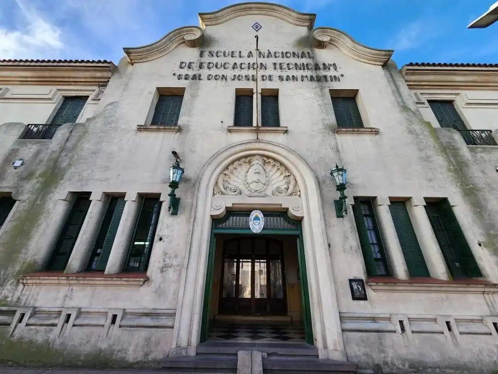 Muestra Estática y Dinámica de la Escuela Técnica