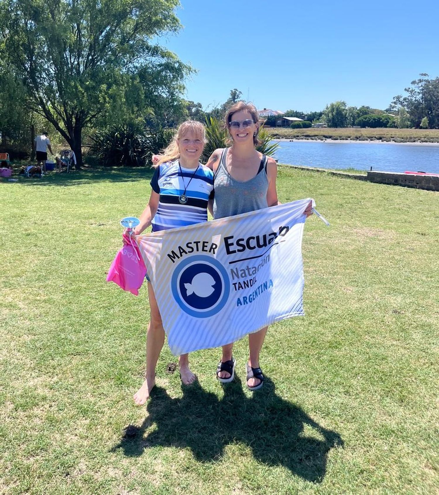 Varios podios para Escualo en torneos de Aguas Abiertas