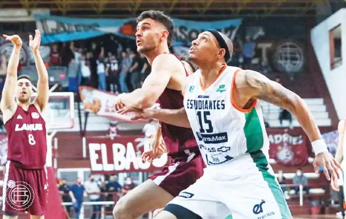 Gran triunfo de Estudiantes frente  a Lanús por 66 a 58