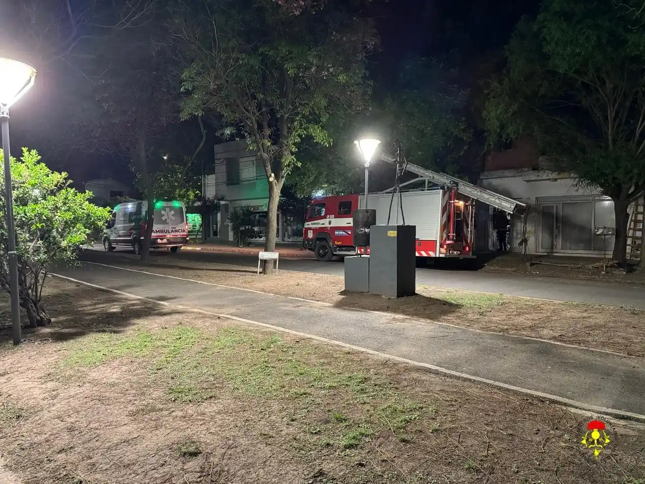 Bomberos Voluntarios de Crespo auxiliaron a una persona descompensada en la madrugada de este lunes