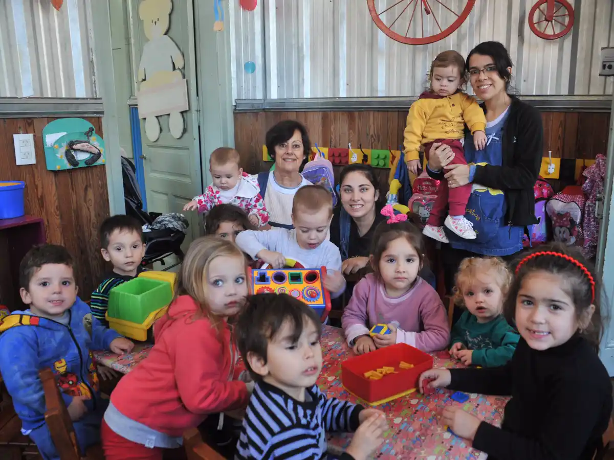 Garabatos y Redondeles: tres décadas  acompañando el crecimiento   