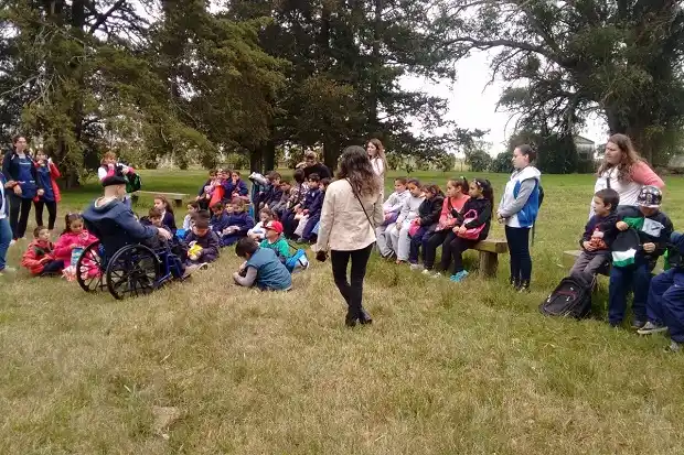 Más de 40 alumnos visitaron la reserva municipal “Las Piedras”