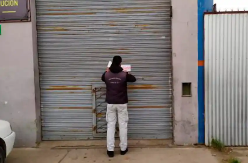 Clausuraron dos talleres mecánicos en Mar del Plata