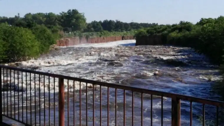 Cortaron una mano del puente del Saladillo