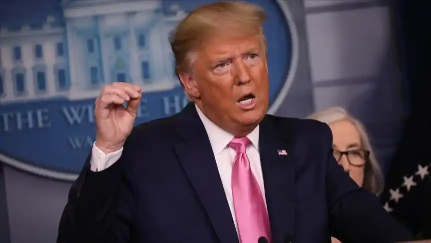 Tras semanas de protestas, Trump firma decreto de reforma policial