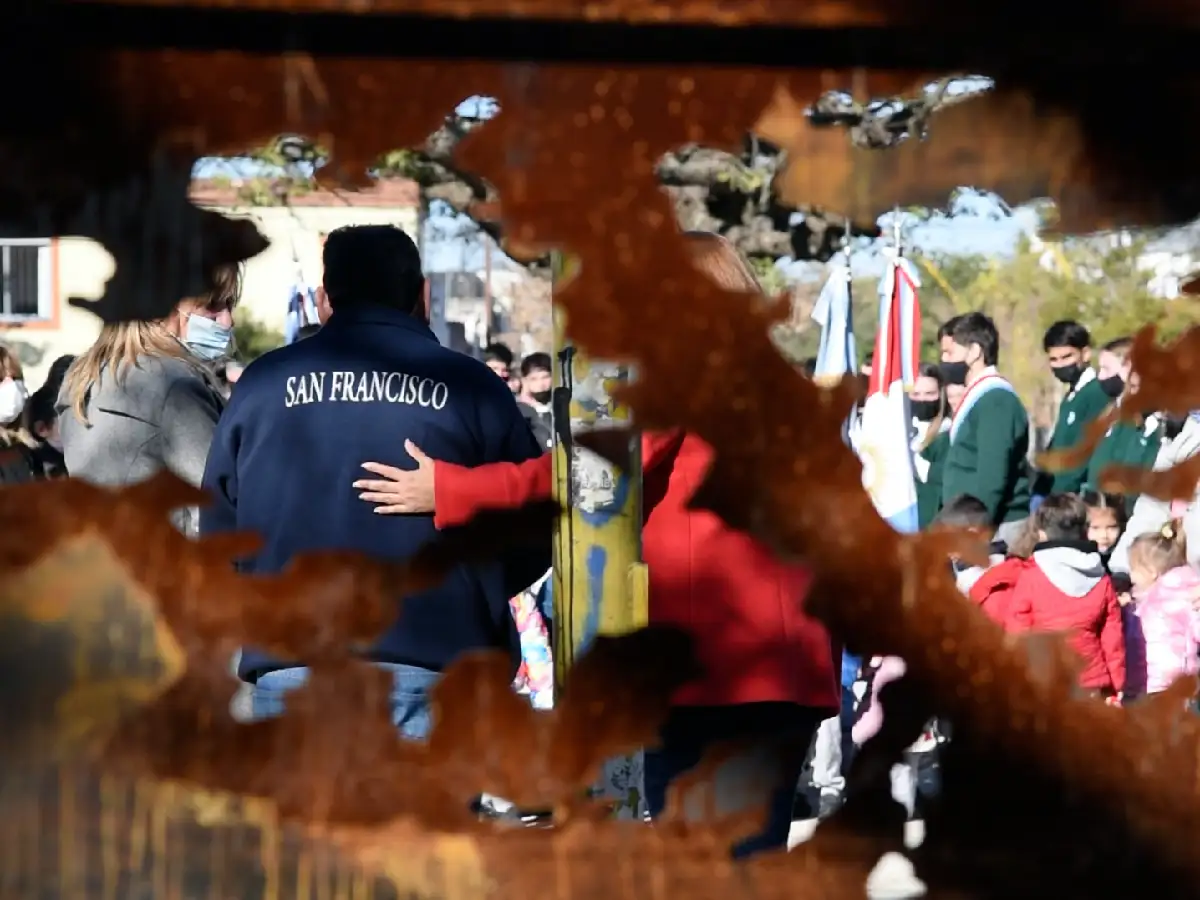 Malvinas, un sentimiento que unió a dos escuelas  