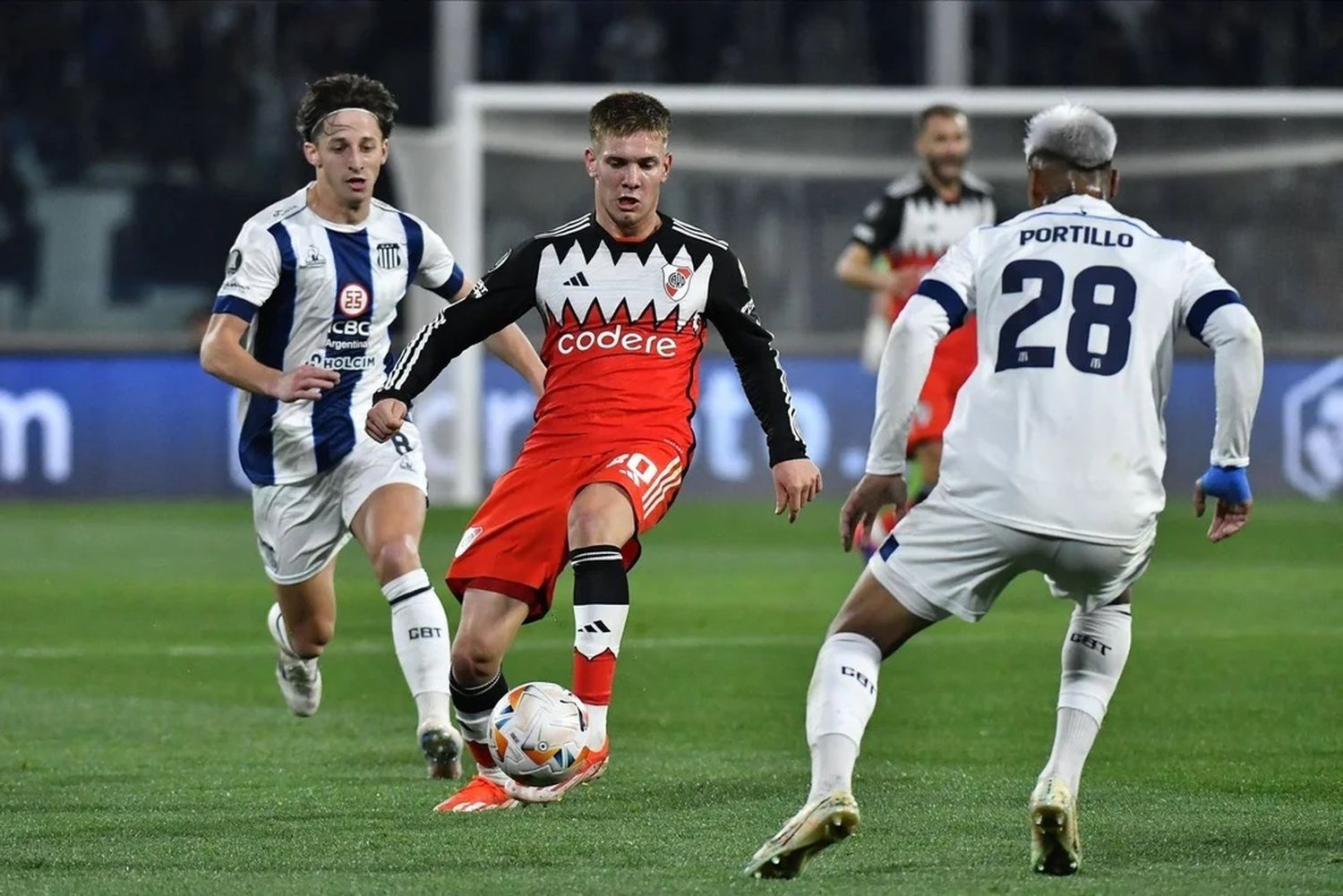 River y Talleres jugarán la Supercopa Internacional el 13 de octubre