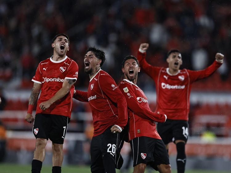 Independiente goleó a Platense y logró su primera victoria en el Torneo Clausura