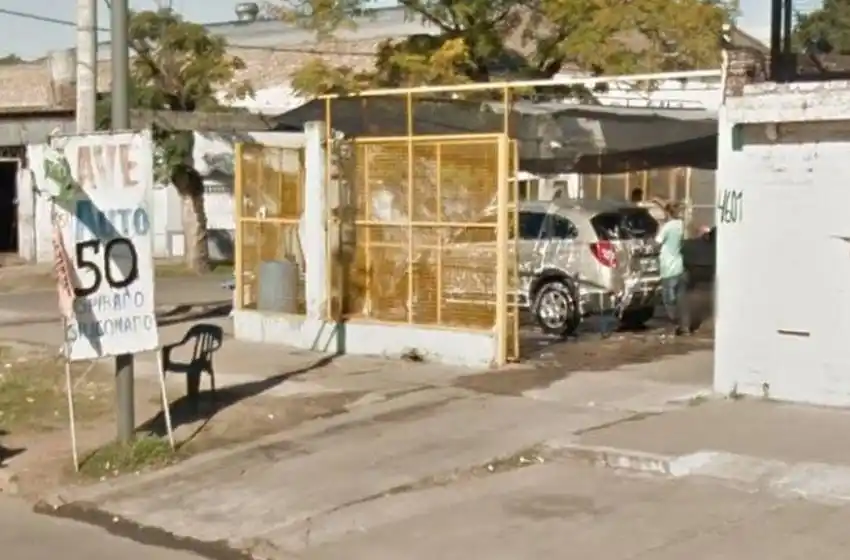 Lavaderos de autos piden que los exceptúen de la cuarentena y los dejen trabajar con los servicios públicos