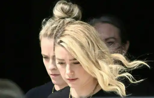 Amber Heard estuvo seis semanas ante el tribunas. Foto AFP