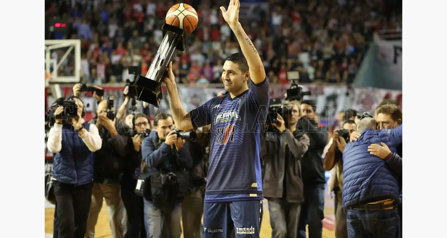 Apuntes de un clásico memorable, con el mejor marco de la temporada