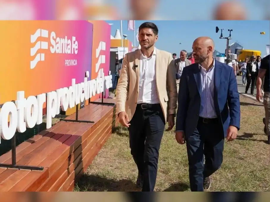 Pullaro participó de la apertura de Expoagro en el autódromo de San Nicolás.