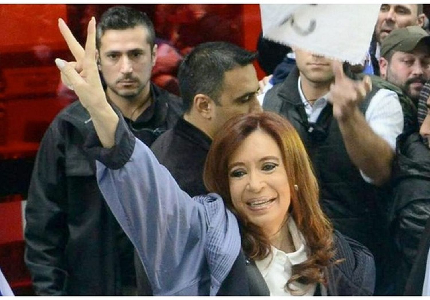 Venta de dólar futuro: Cristina Kirchner pasó por Comodoro Py