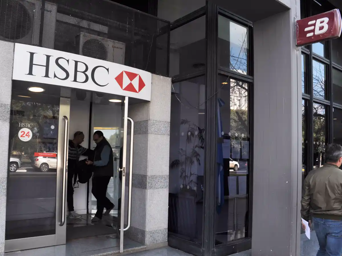 Bancarios expresan "enorme preocupación" por la economía 