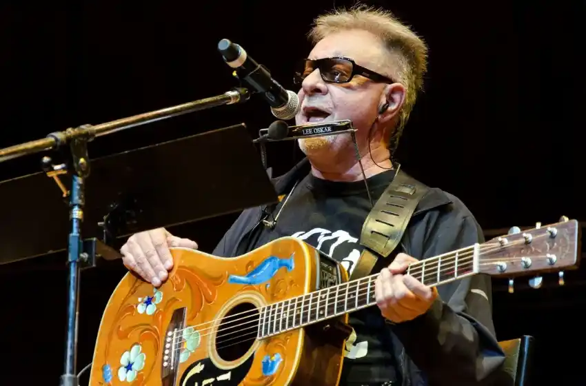 León Gieco debió suspender un show en Uruguay debido a su estado de salud