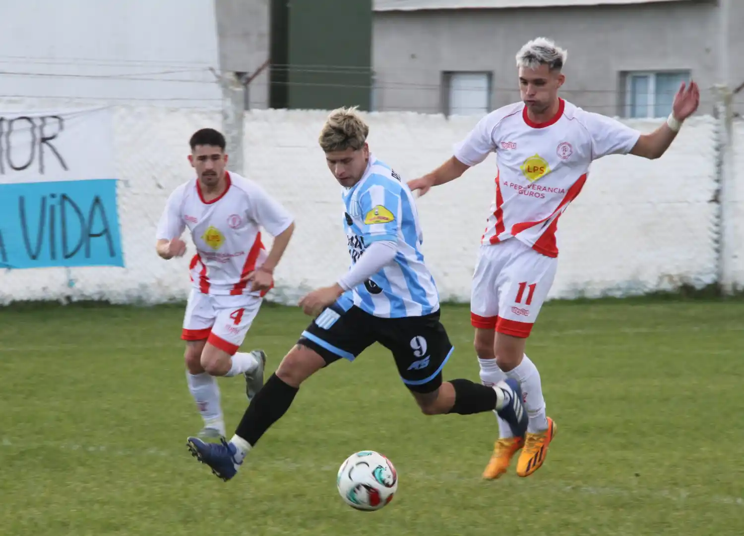 Claromecó-Huracán se jugará el mes próximo