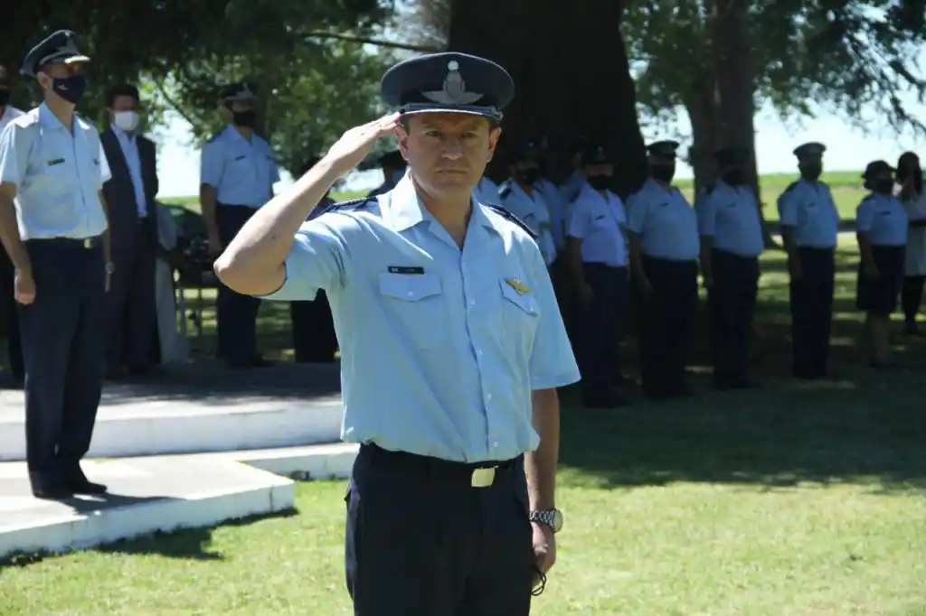 El Comodoro Aníbal Leiva asumió como jefe de la VI Brigada Aérea