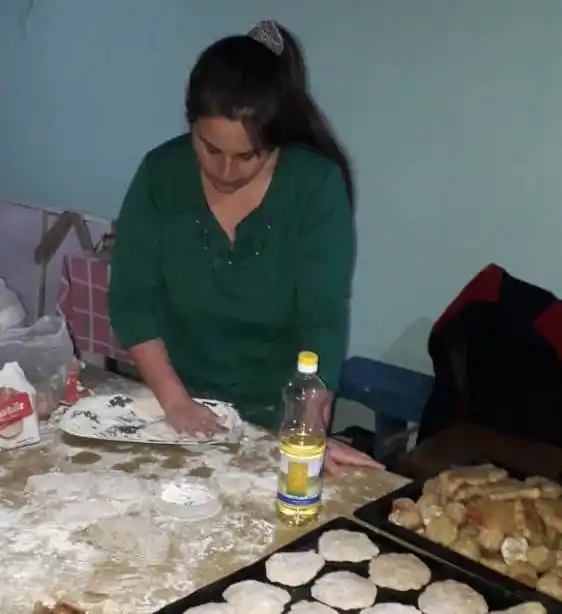 Nueva entrega de viandas de Barrios de Pie