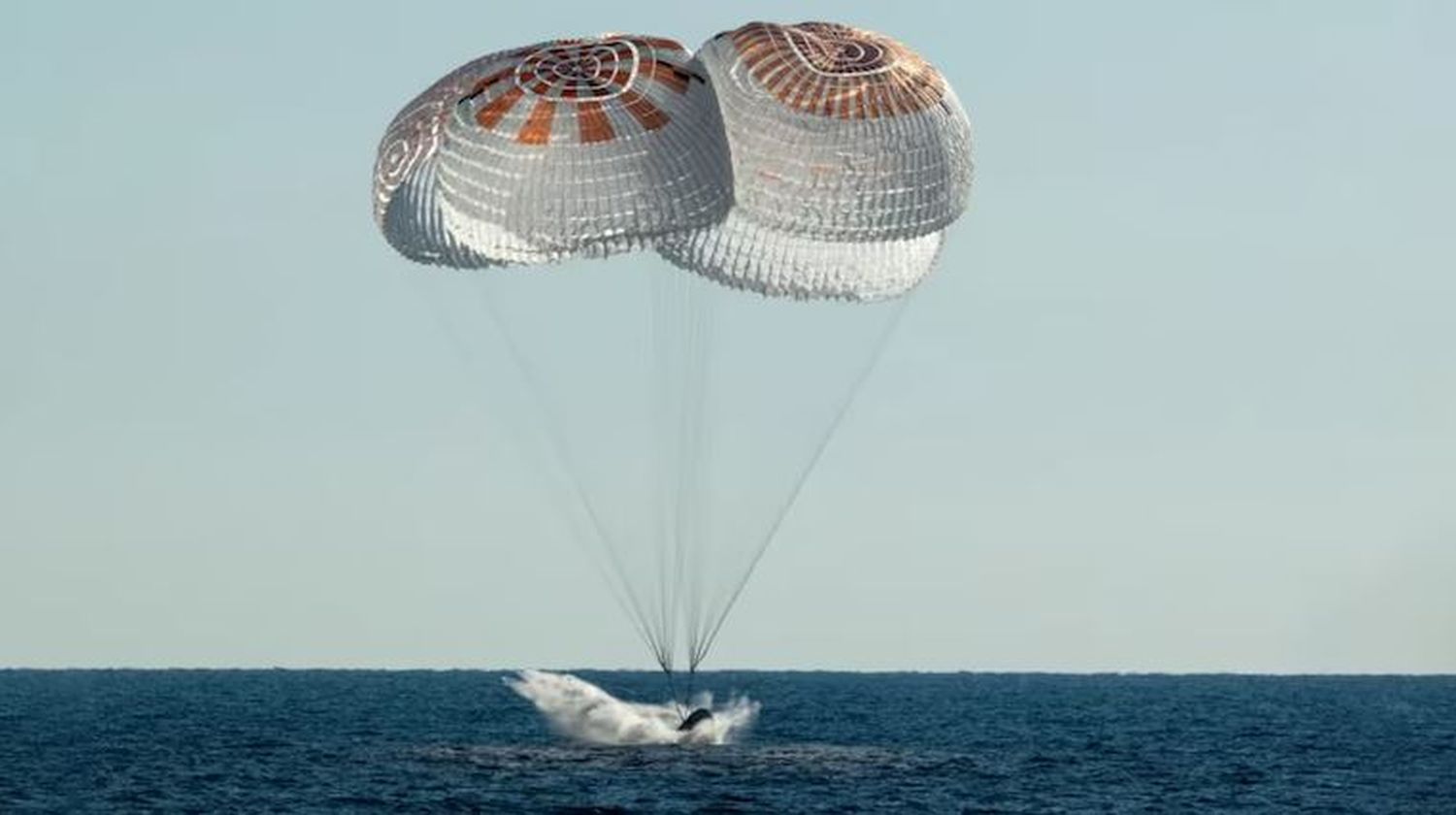 Regresaron a la Tierra los astronautas que estuvieron nueve meses varados en la Estación Espacial Internacional
