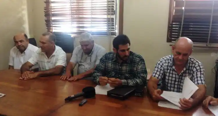 García: “Suspendimos la entrega de materiales hasta el mes que viene”