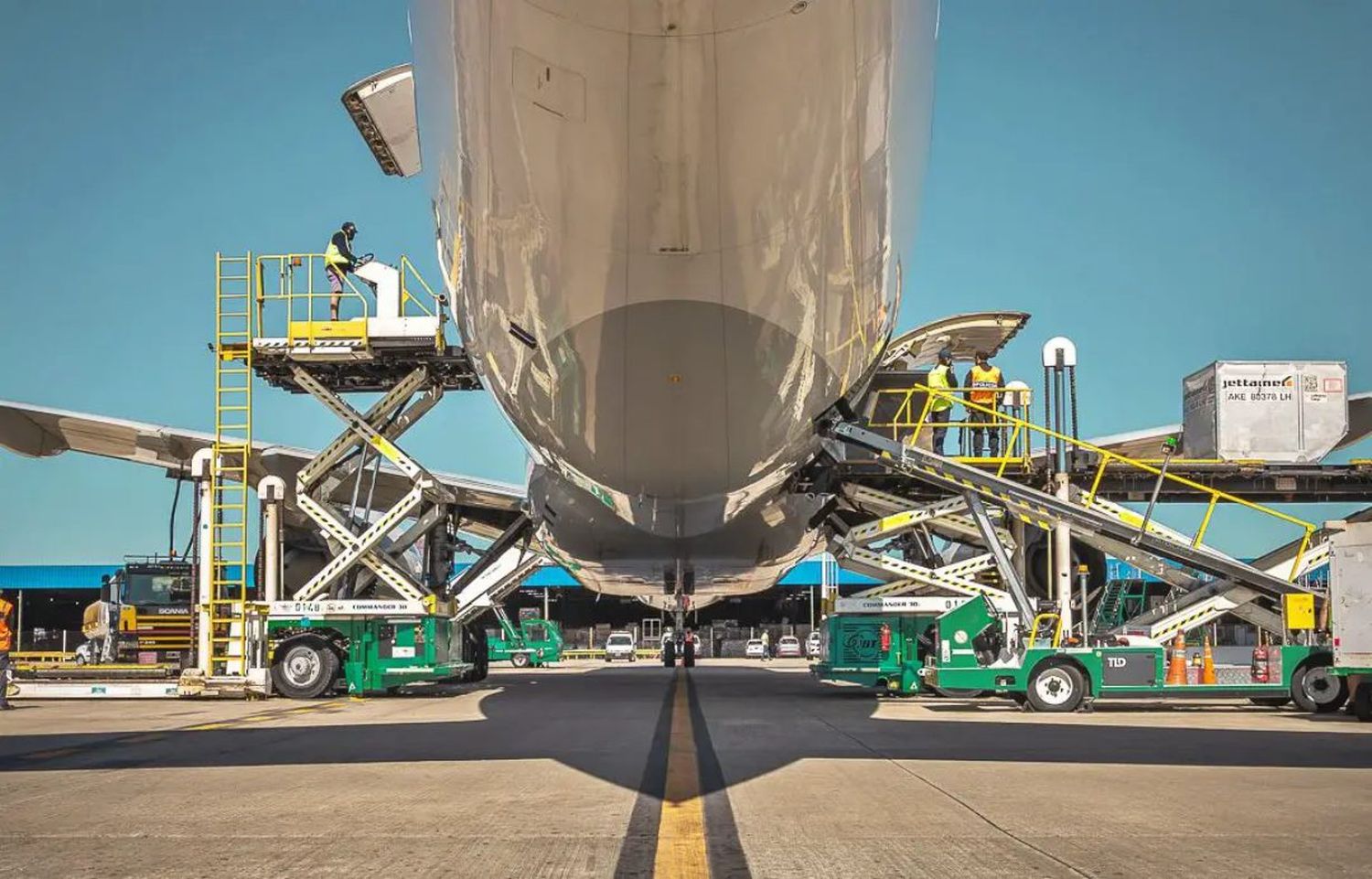 Trabajadores de Intercargo aseguran que se tergiversó lo ocurrido en Aeroparque