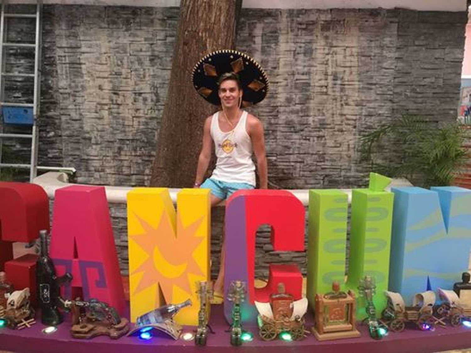Lucas García se llevó tres medallas y todos los aplausos en Cancún Danza