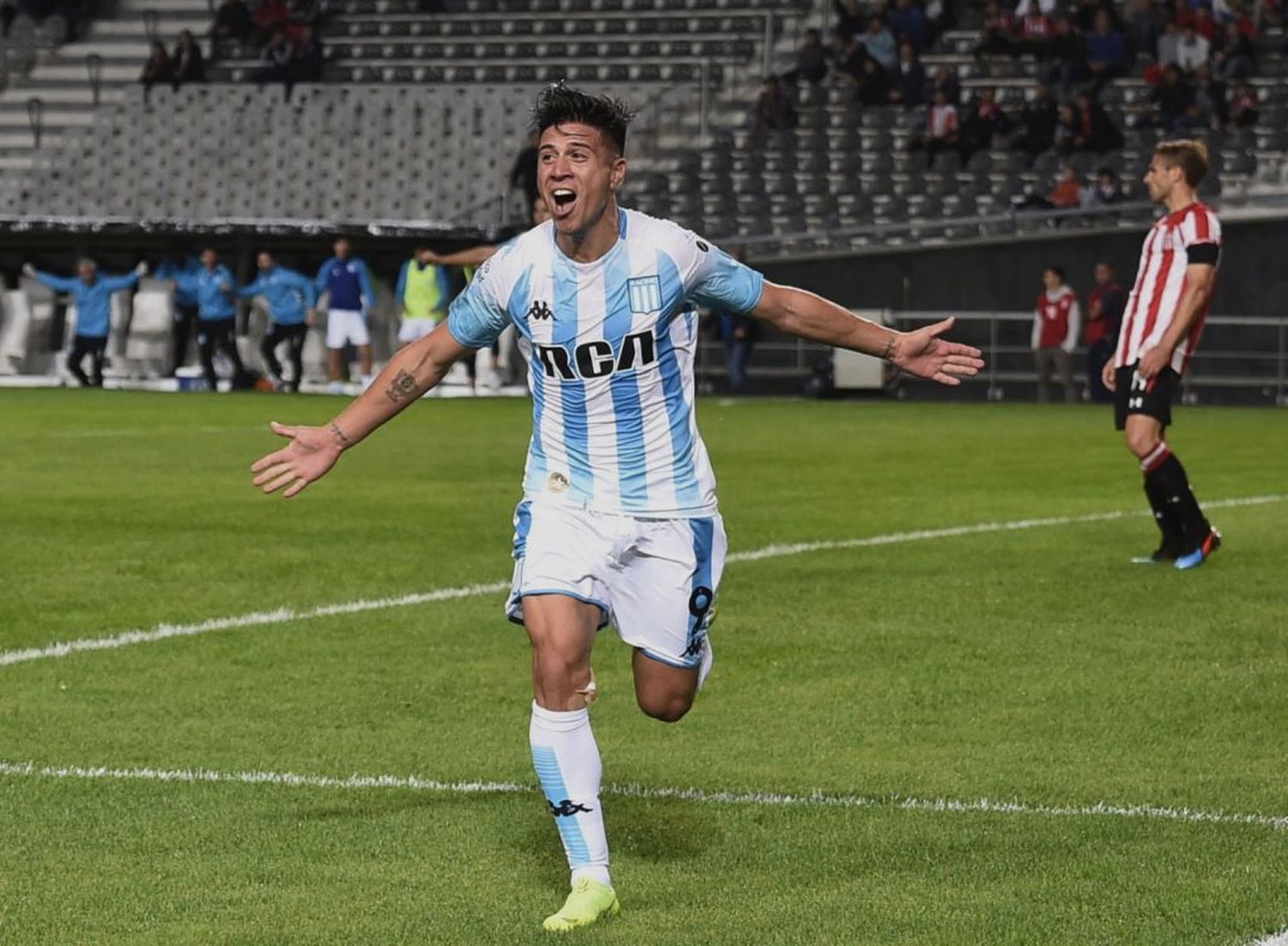 Un Racing diezmado abre su serie ante Tigre