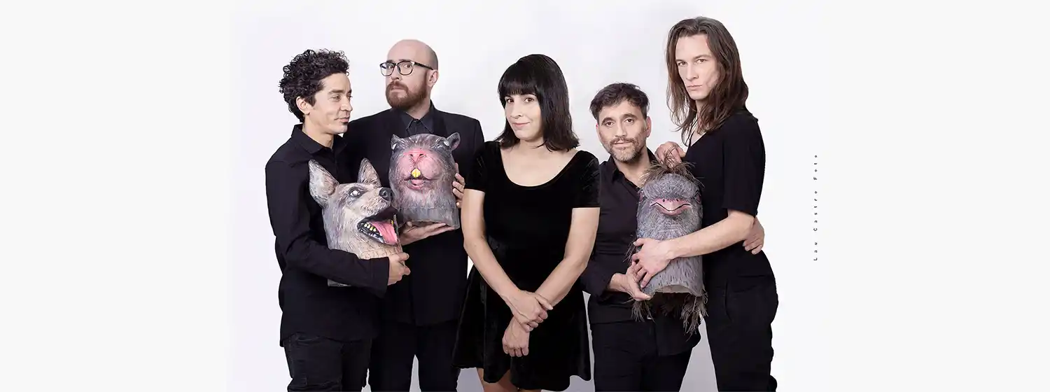 Dos clásicos unen su humor y hacen 8 funciones de “Alicia por el momento”