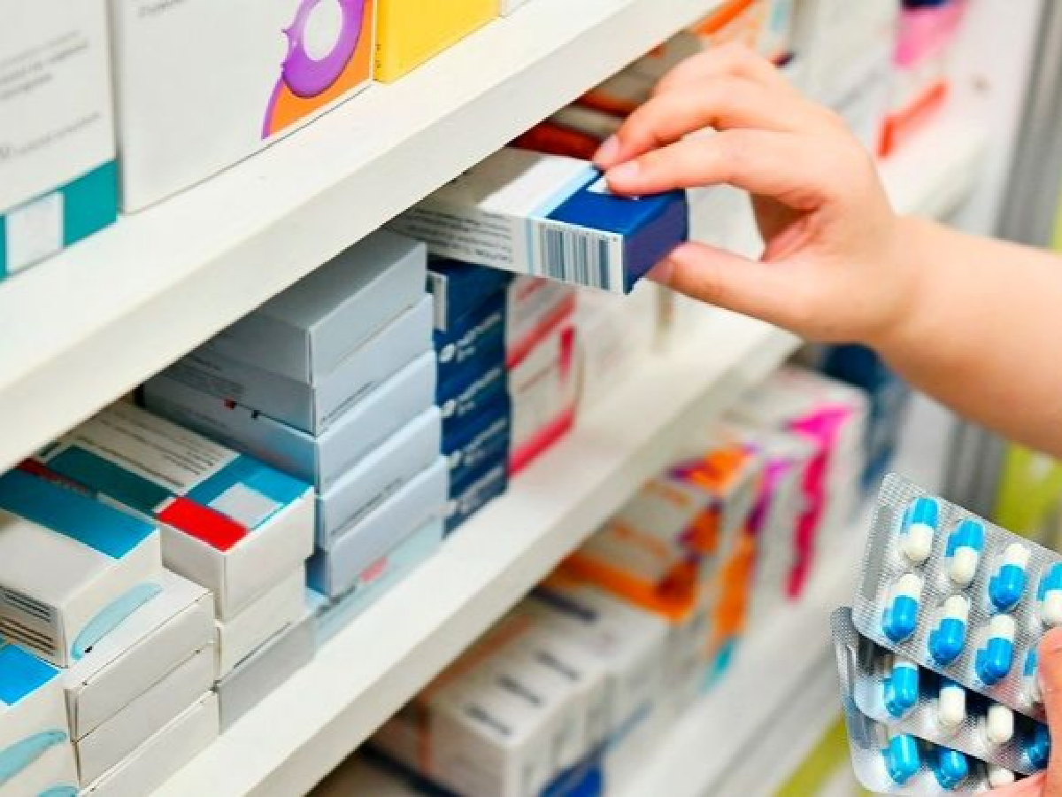 Habilitan la prescripción de medicamentos por mail o aplicaciones de mensajería