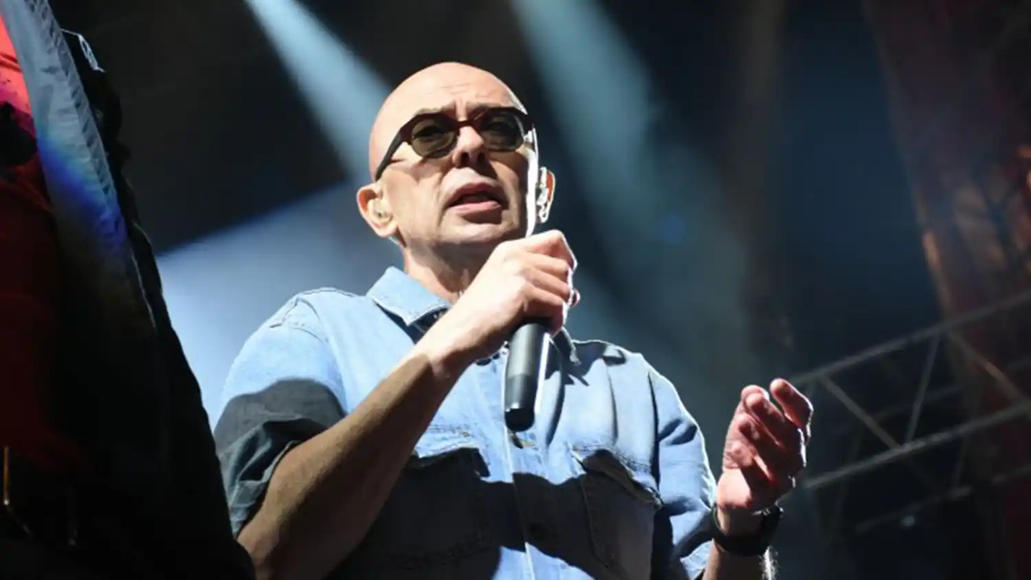 Wado de Pedro agradeció el apoyo del Indio Solari: "Gracias por estar siempre"