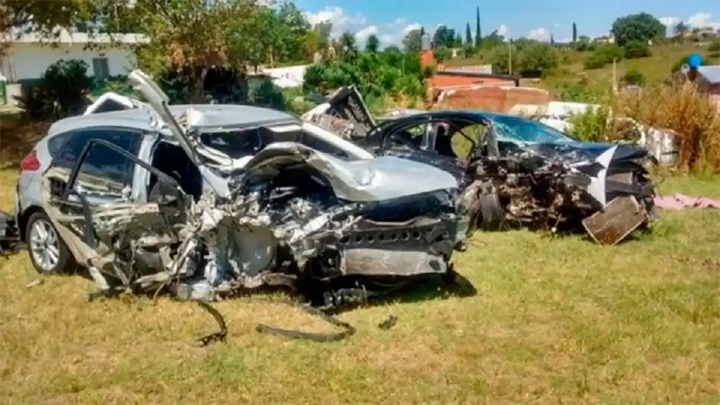 Tres de las cuatro víctimas fatales del accidente en el enlace vial son de Libertador San Martín
