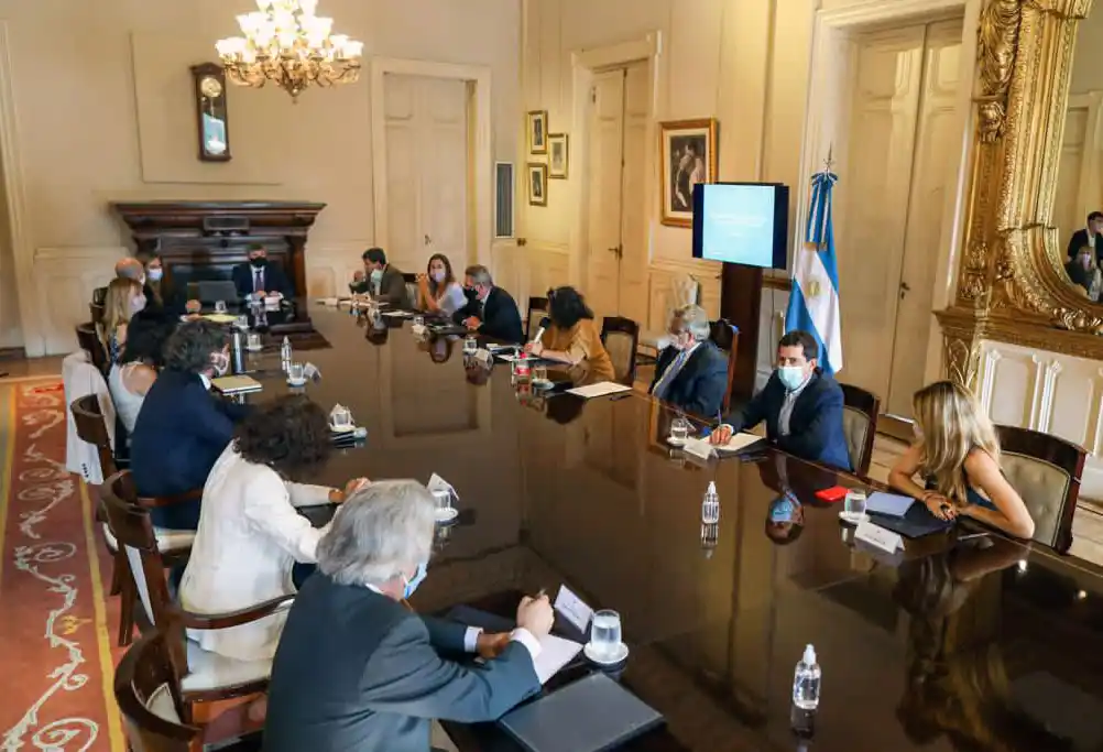 El Gobierno apuesta a reforzar controles y medidas de cuidado