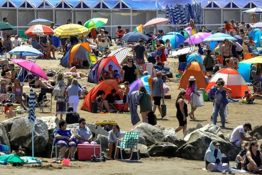 Mar del Plata promedió el 85 por ciento de ocupación. /Foto:Telam