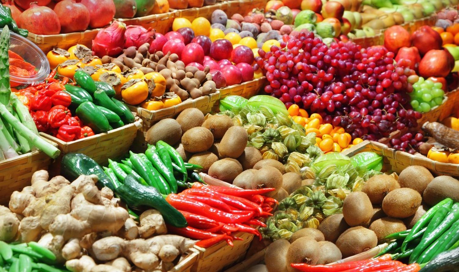 La brecha entre los precios que paga el consumidor y recibe el productor cayó 12% en febrero
